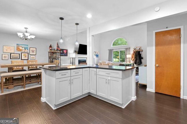 100 Karla Ct, House other with 4 bedrooms, 2 bathrooms and 4 parking in Roswell GA | Image 10