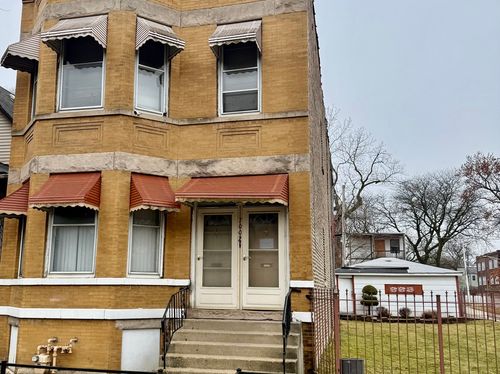 7002 S Throop Street S, Chicago, IL, 60636 | Card Image
