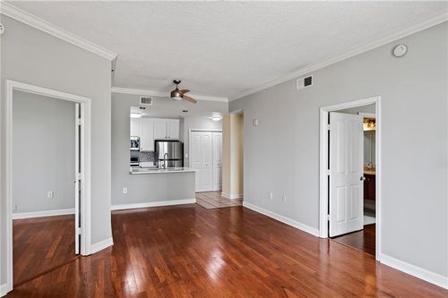 832-1101 Juniper Street Ne, Atlanta, GA, 30309 | Card Image