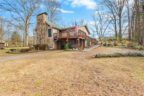 82 Swan Ave, Newnan, GA, 30263-5728 | Card Image