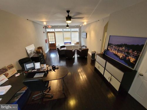 1st-749 Yorkway Pl, JENKINTOWN, PA, 19046-2711 | Card Image