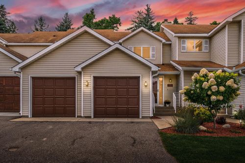 2721 Rice Creek Rd, New Brighton, MN, 55112-5341 | Card Image