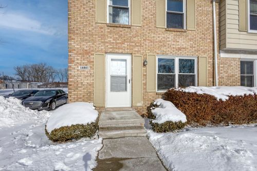 16861 E 12 Mile Rd Road, Roseville, MI, 48066 | Card Image