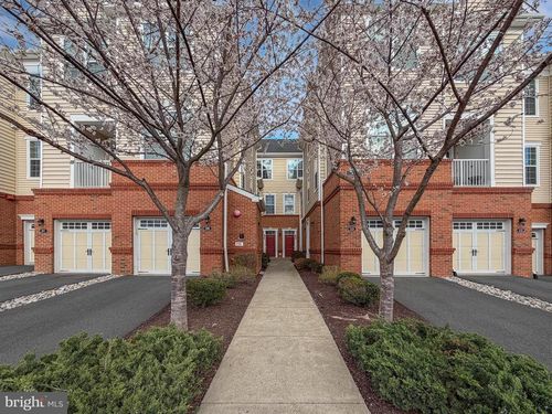 unit-108-23286 Southdown Manor Ter, ASHBURN, VA, 20148-8170 | Card Image