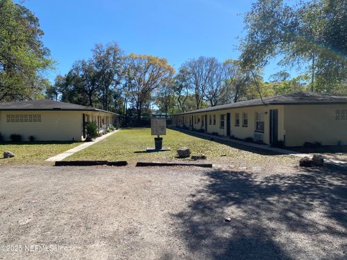 3-3658 Stanley St, Jacksonville, FL, 32207-9411 | Card Image