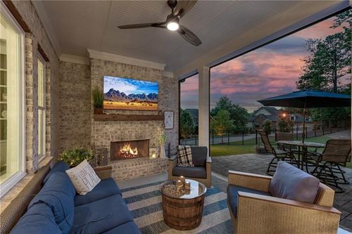 5844 Yoshino Cherry Ln, Braselton, GA, 30517-7025 | Card Image