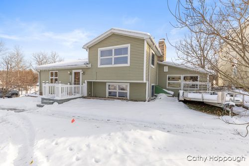 220 N Maple Ave, Maple Rapids, MI, 48853-5020 | Card Image