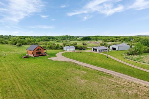 39057 Variolite St Nw, Dalbo, MN, 55017-8539 | Card Image