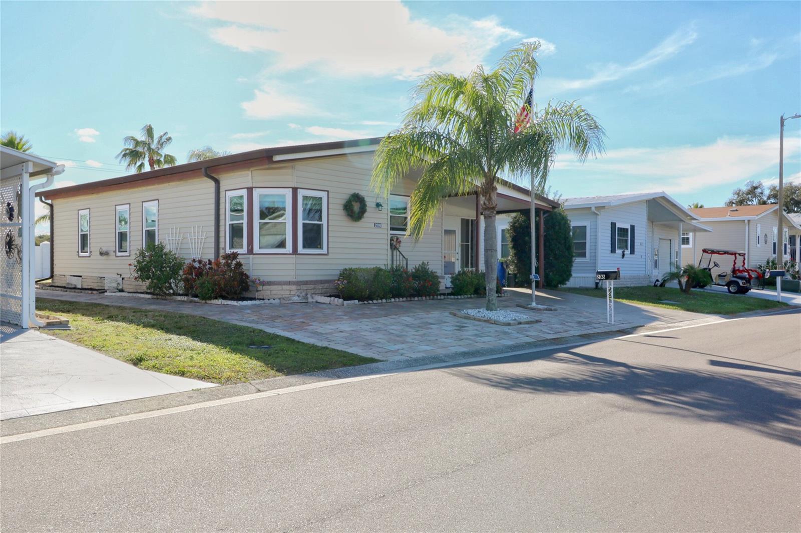 208 S Port Royal Lane, For Sale in Apollo Beach Zoocasa