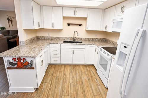 114-9730 N 94th Pl, Scottsdale, AZ, 85258-9100 | Card Image