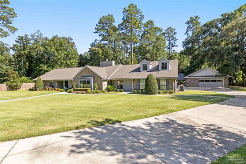 219 Man O War Cir, Cantonment, FL, 32533-7451 | Card Image