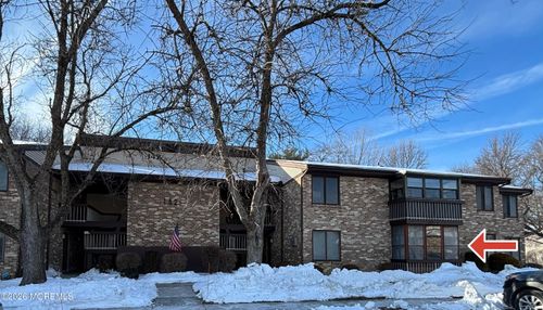 e-142 Cross Slope Ct, Manalapan, NJ, 07726-5405 | Card Image