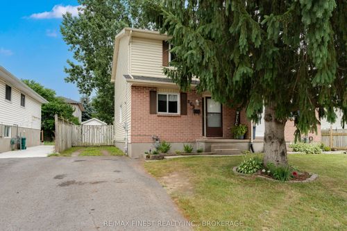 869 Larchwood Cres, Kingston, ON, K7P2P8 | Card Image