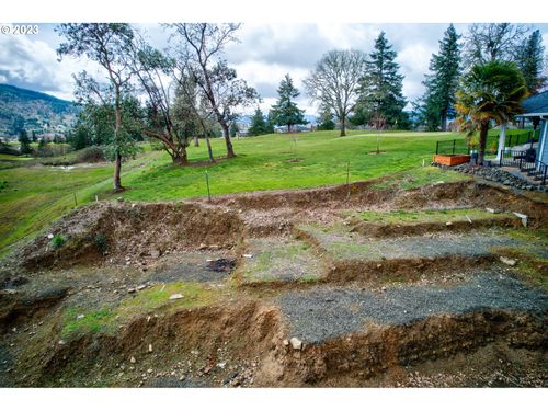 174-1716 Scardi Blvd, Sutherlin, OR, 97479-9109 | Card Image