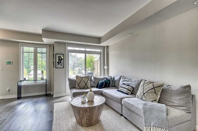 01 - 198 Pine Grove Rd, Condo with 2 bedrooms, 2 bathrooms and 2 parking in Vaughan ON | Image 8