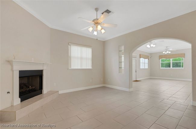302 Ruby Lake Ln, House other with 3 bedrooms, 2 bathrooms and null parking in WINTER HAVEN FL | Image 10