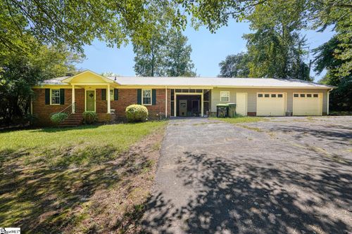 100 Carpenter Drive, Landrum, SC, 29356 | Card Image