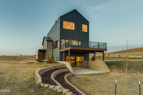 6600 55th Ave Se, Bismarck, ND, 58504-9413 | Card Image