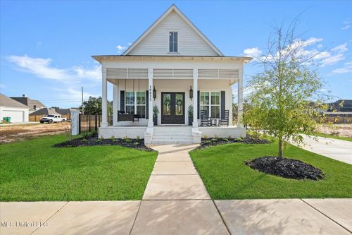 10833 Lily Ln, Gulfport, MS, 39503-5287 | Card Image