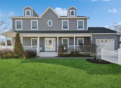 2300 S Seamans Neck Rd, Seaford, NY, 11783-3232 | Card Image