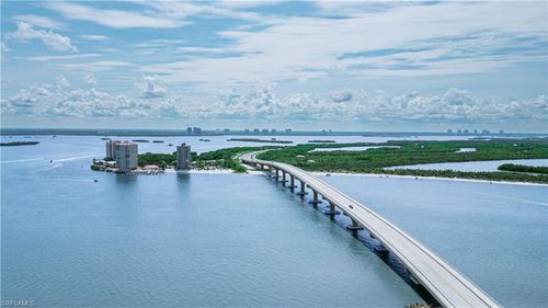 8000 Lagoon Rd, FORT MYERS BEACH, FL, 33931-5019 | Card Image
