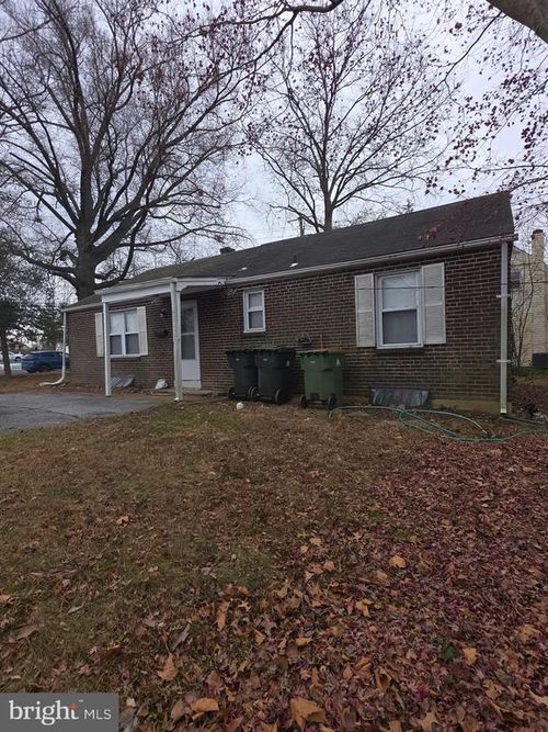 716 S College Ave, Newark, DE, 19713-1305 | Card Image