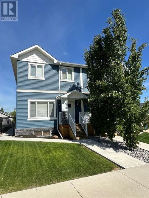 10008 102 Ave, Lac La Biche, AB, T0A3Z0 | Card Image