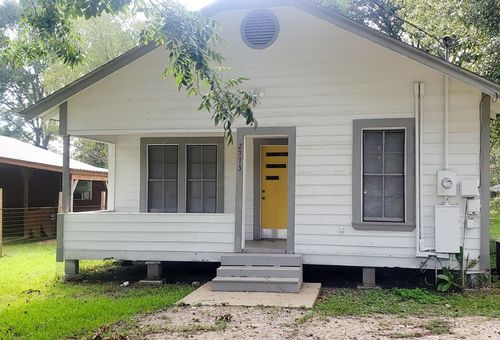 2773 Green Acres Rd, Silsbee, TX, 77656-9107 | Card Image