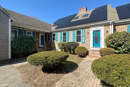 29 Williston Rd, Sagamore Beach, MA, 02562-2804 | Card Image