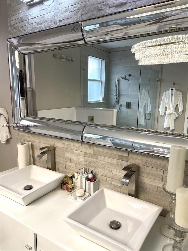 4248 Sw 185 Th Ave, House other with 7 bedrooms, 5 bathrooms and null parking in Miramar FL | Image 15