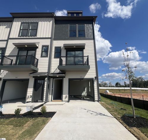307 Carson Place, Greenville, SC, 29605 | Card Image
