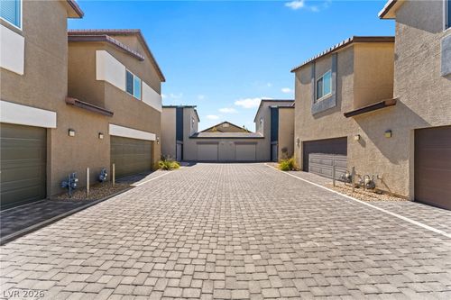 7433 Onyx Star St, North Las Vegas, NV, 89084-4769 | Card Image