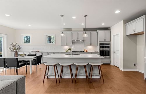 9-23 Sandtrap Circle, Walpole, MA, 02081 | Card Image