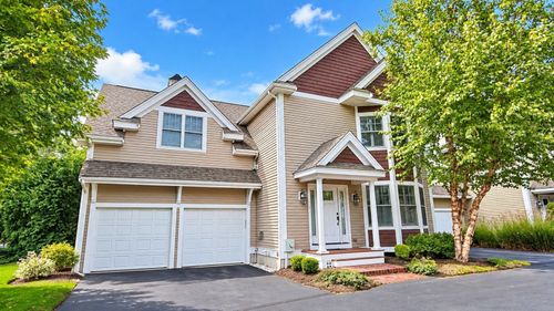 1-1 Thurston Pl, Medfield, MA, 02052-2054 | Card Image
