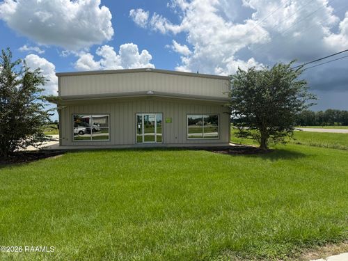 8911 Deere Park Road, Abbeville, LA, 70510 | Card Image