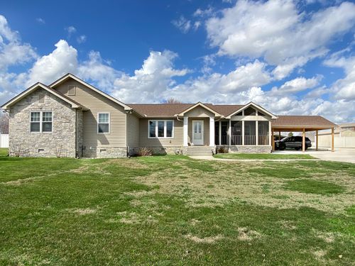 577 Maple Springs Rd, Manchester, TN, 37355-3709 | Card Image