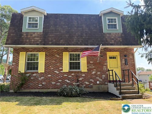 2548 28th St Sw, Allentown, PA, 18103-7304 | Card Image