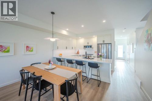 109-158 Deer Pl, Penticton, BC, V2A0J7 | Card Image