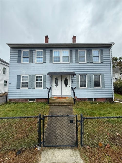 44 South St, Ware, MA, 01082-1620 | Card Image