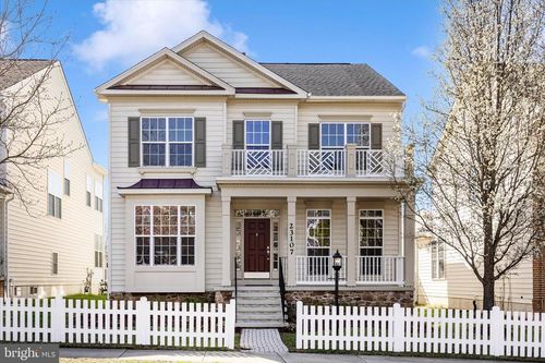 23107 Sycamore Farm Dr, CLARKSBURG, MD, 20871-4419 | Card Image