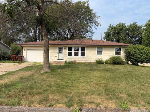 1701 Dixon Dr, Saint Paul Park, MN, 55071-1240 | Card Image