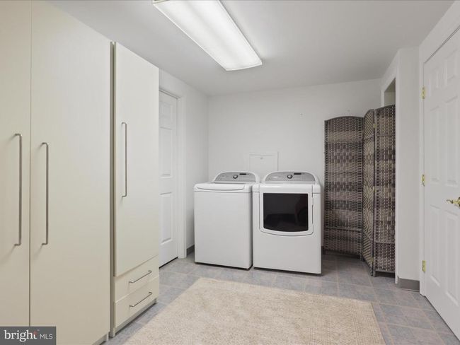 1564 Mclean Commons Ct, Townhouse with 3 bedrooms, 4 bathrooms and null parking in MCLEAN VA | Image 29