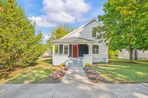 608 W High St, Dowagiac, MI, 49047-1616 | Card Image