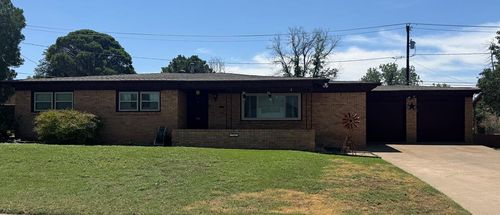713 Sinclair Ave, Midland, TX, 79705-8918 | Card Image