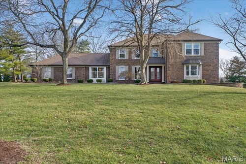 260 Pennington Ln, Chesterfield, MO, 63005-6915 | Card Image