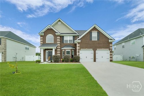 747 English Oak Dr, Hinesville, GA, 31313-4115 | Card Image