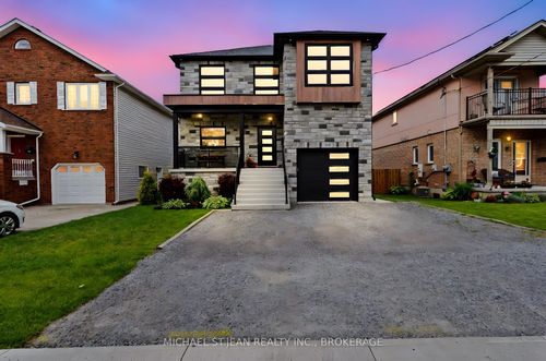 80 St David'S Rd, St Catharines, ON, L2T1P9 | Card Image