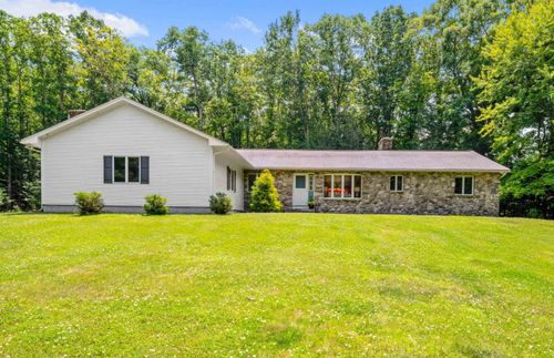1 Old Milford Rd, Amherst, NH, 03031-3070 | Card Image