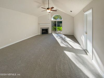 7753 Pepper Circle W, House other with 3 bedrooms, 2 bathrooms and null parking in Jacksonville FL | Image 2