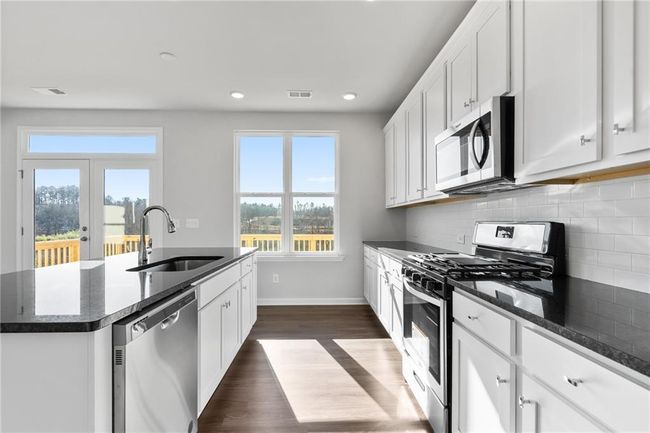 6935 Melody Ridge Road, House other with 5 bedrooms, 5 bathrooms and null parking in Buford GA | Image 4